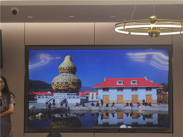 綿陽(yáng)中旅行假日旅行社舉行“什邡號(hào).2025熊貓專(zhuān)列”旅游線(xiàn)路分享會(huì)